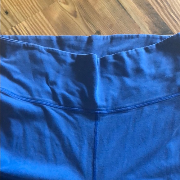 Lululemon VINTAGE Convertible snap bottom cropped - Picture 7 of 8